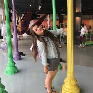 Meet your Posher, Emily